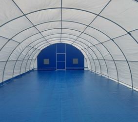 خيمة موقع البناء نصف دائرية