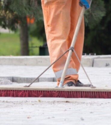 الصيانة والخدمة