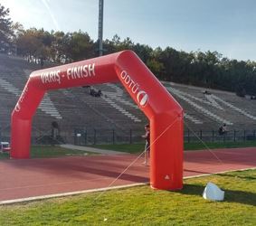 /يول-تاك/الخيام-القابلة-للنفخ